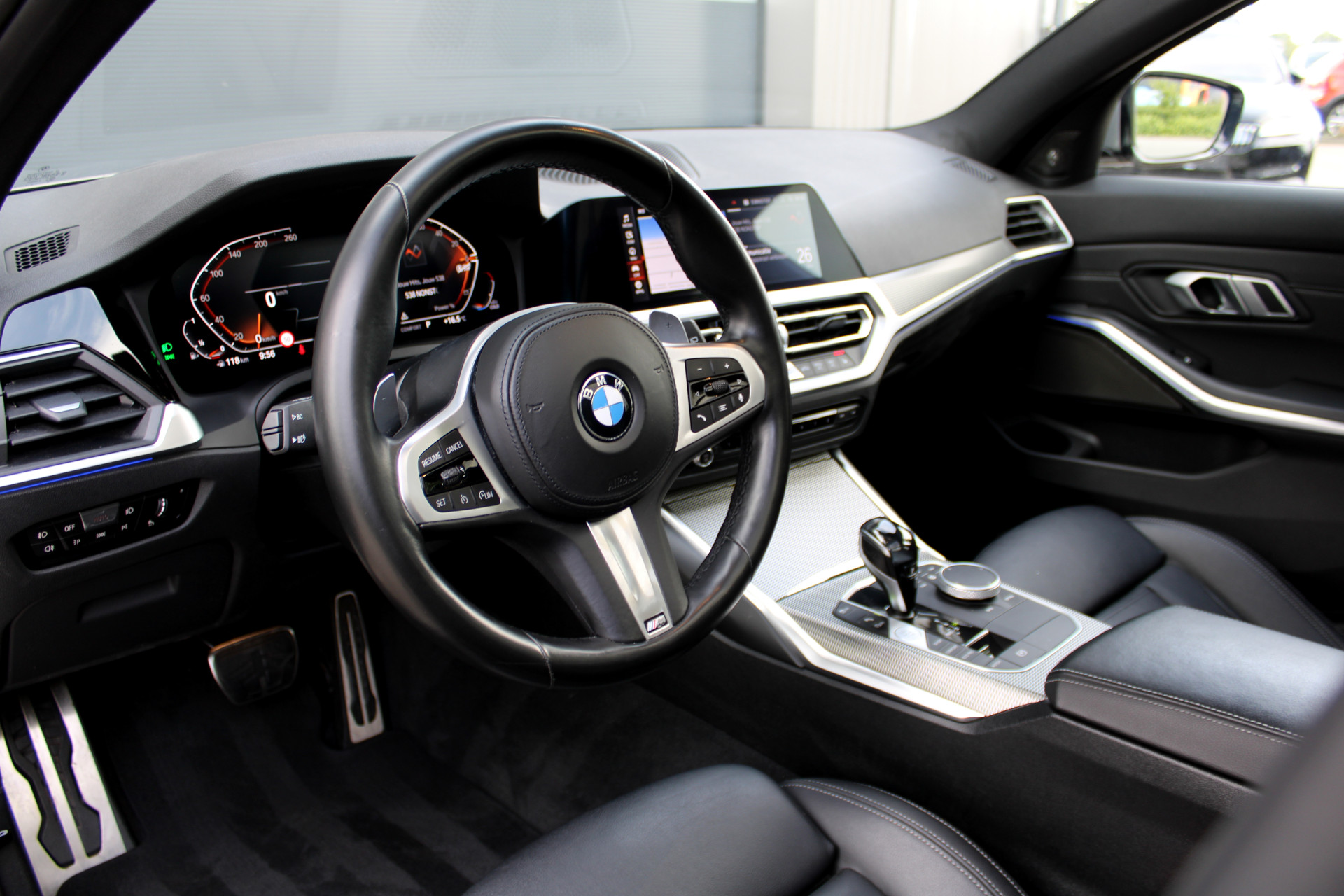45234451-7.jpg