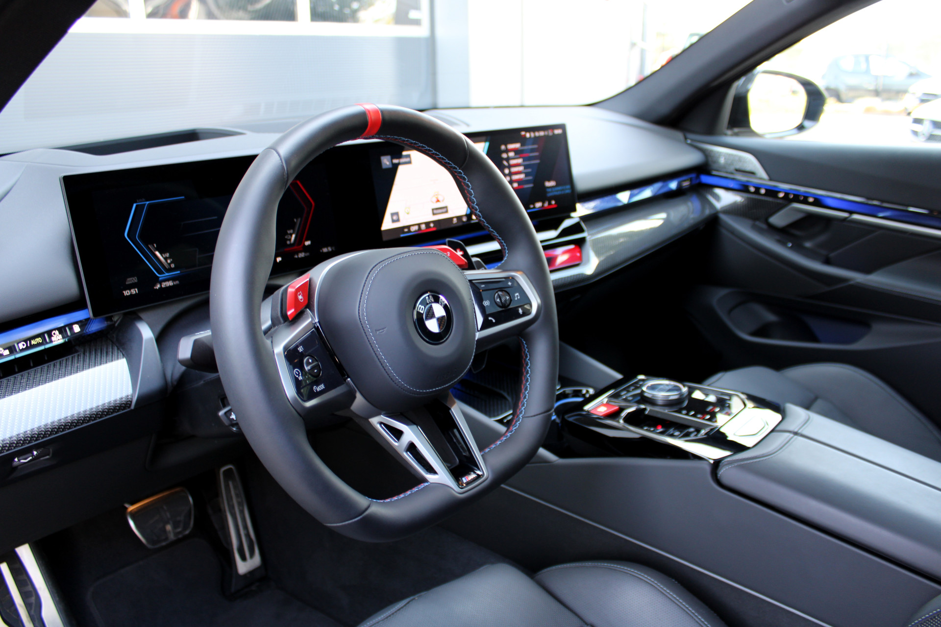 46835928-8.jpg